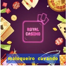 maloqueiro cavando a sua cova